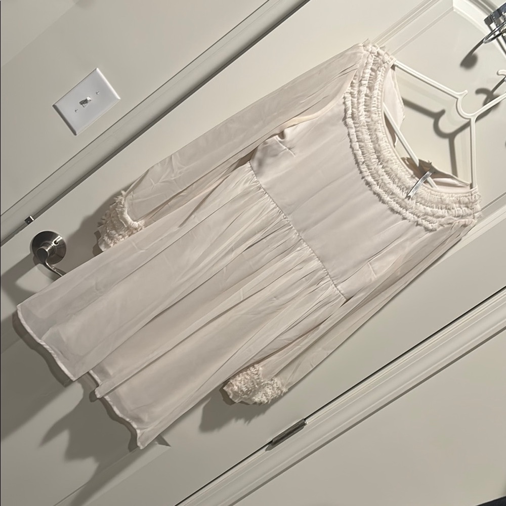 Forever New Elegant Cream Long-Sleeve Chiffon Dress